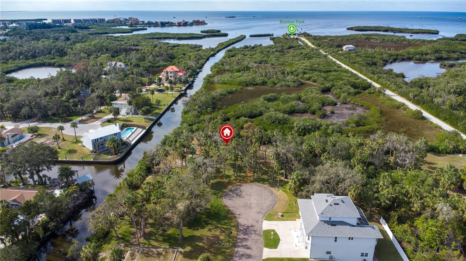 5352 Tropical Woods Ct Property Photo 8