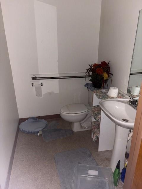 4538 Commercial Way Property Photo 11