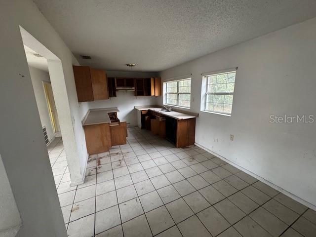 16472 Cortez Blvd Property Photo 3