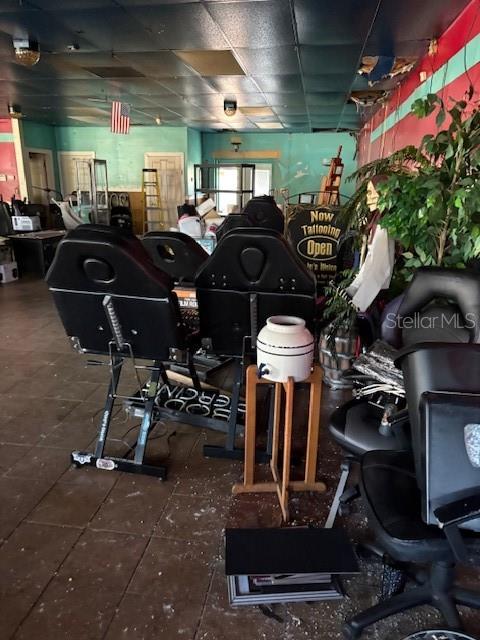 4560-4568 Commercial Way Property Photo 5