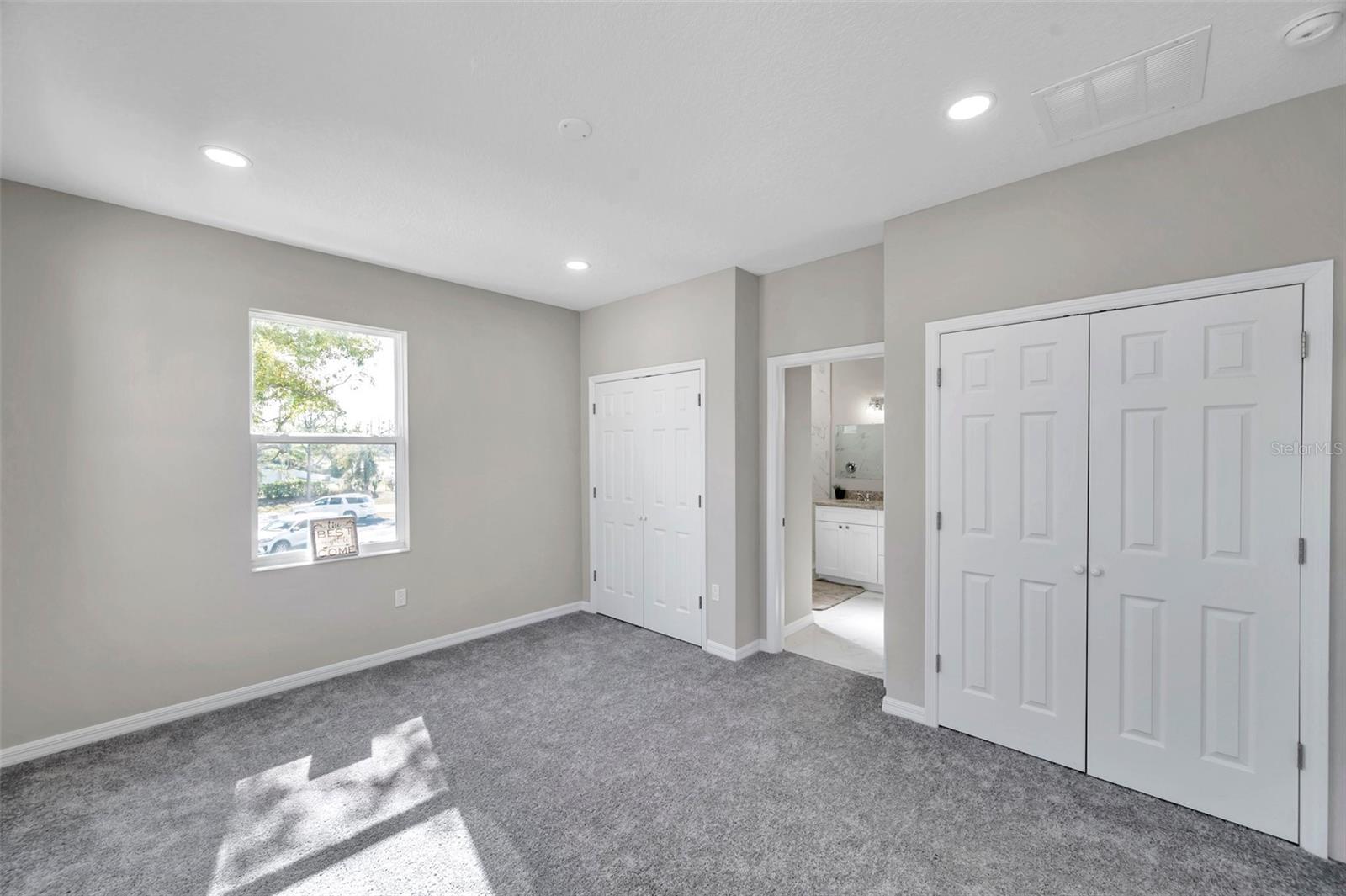 5742 Meadowlane St Property Photo 18