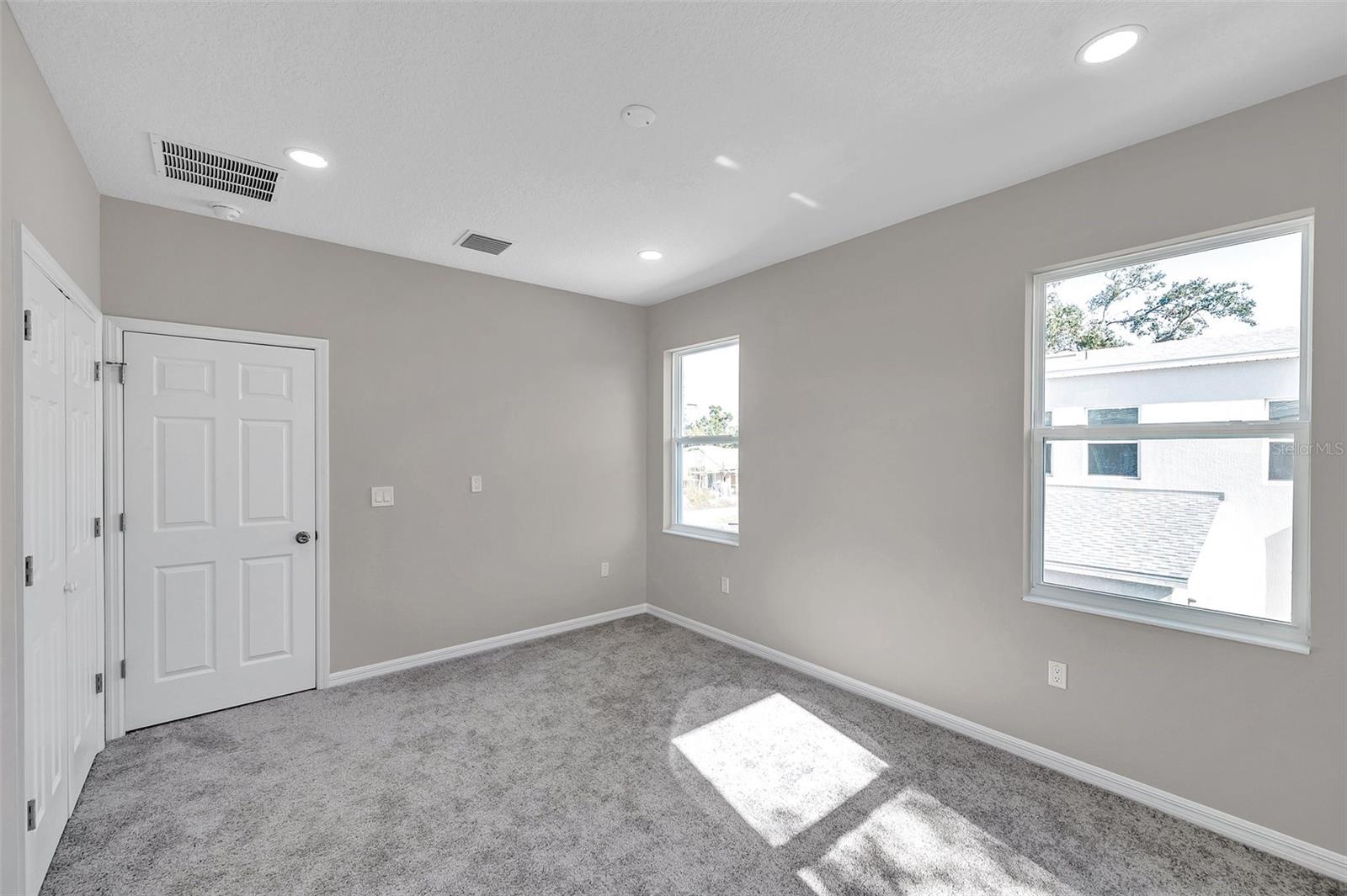 5742 Meadowlane St Property Photo 20
