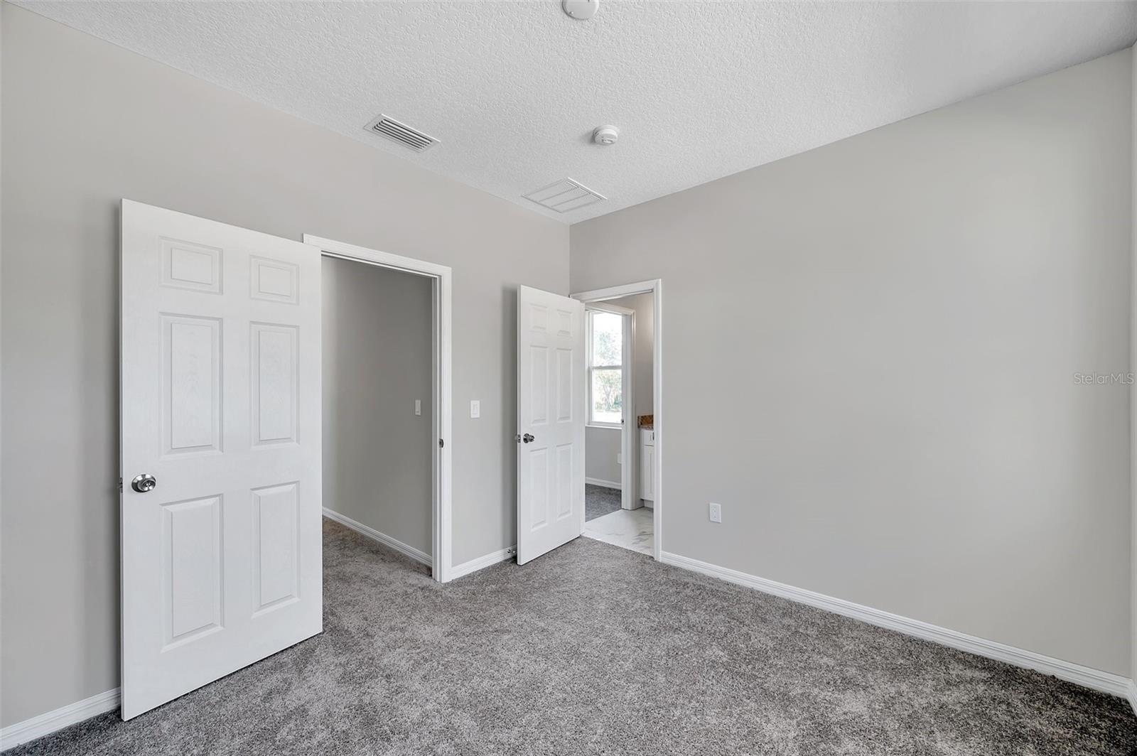 5742 Meadowlane St Property Photo 34