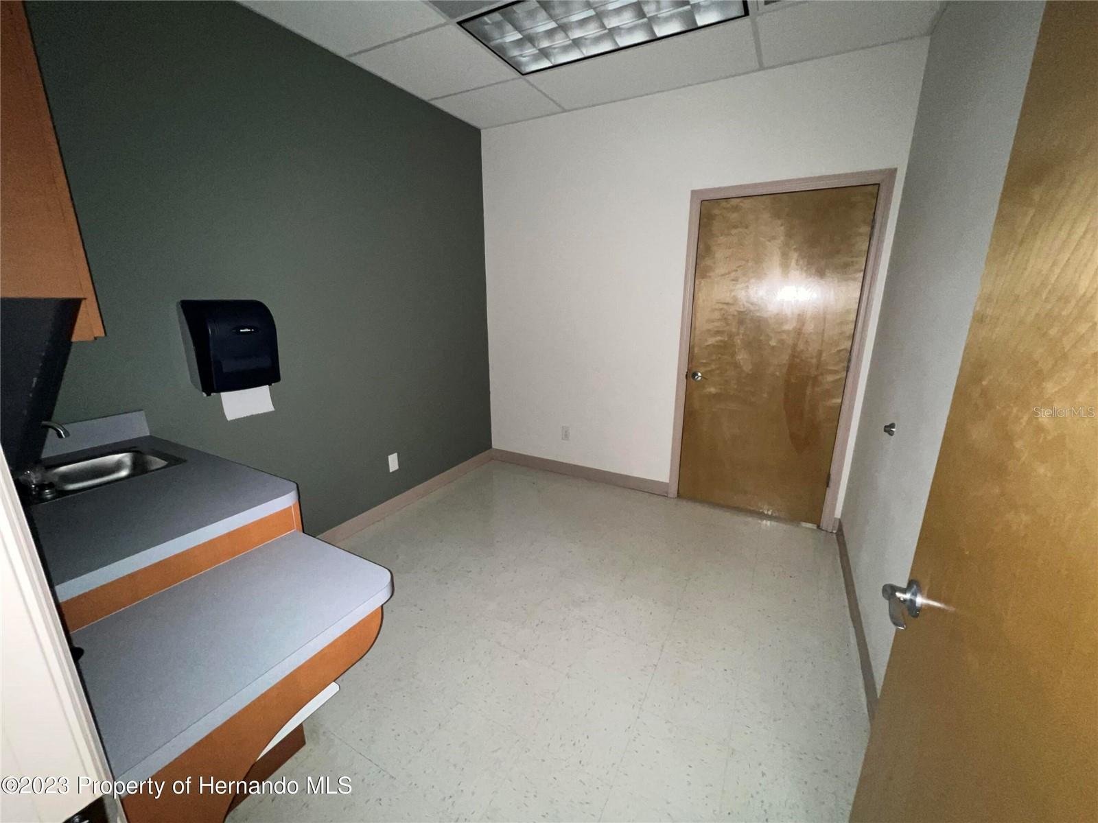 8281 S Suncoast Blvd Property Photo 10