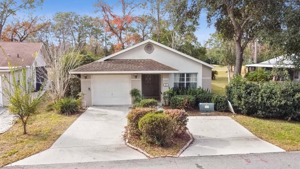 47 Chinaberry Cir Property Photo 1