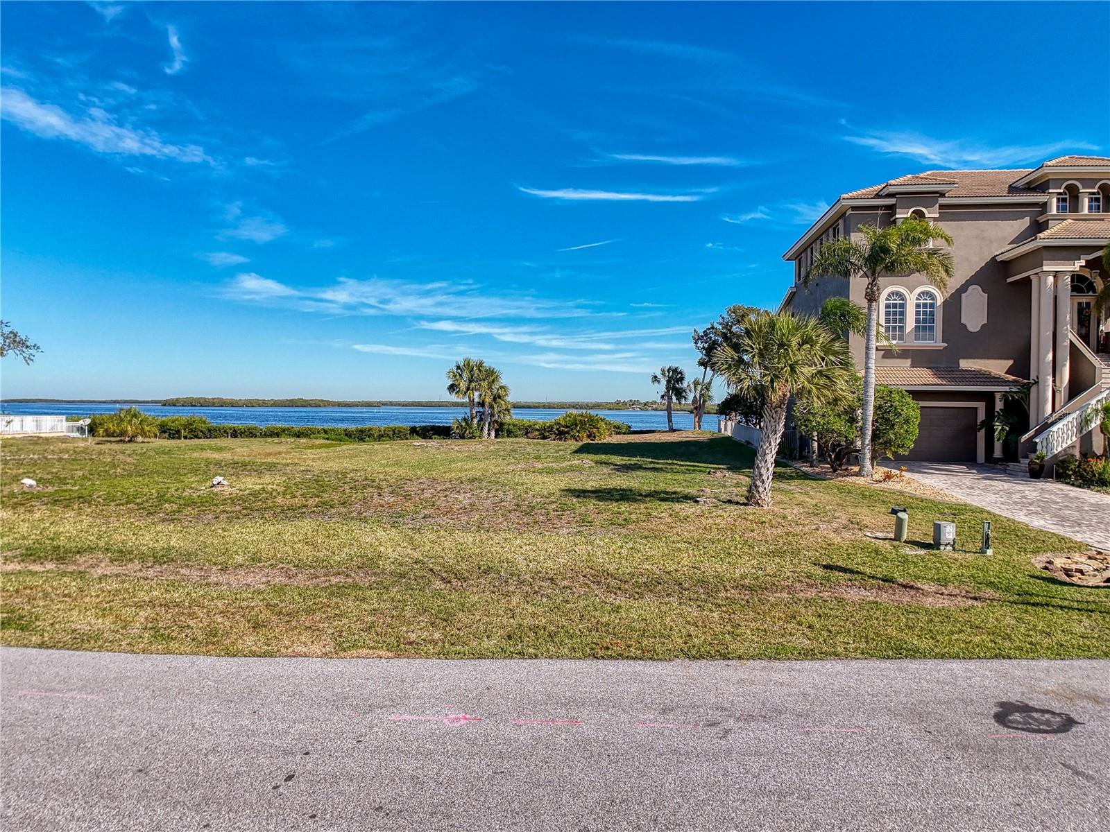 Lot 46 Harborpointe Dr. Property Photo 1
