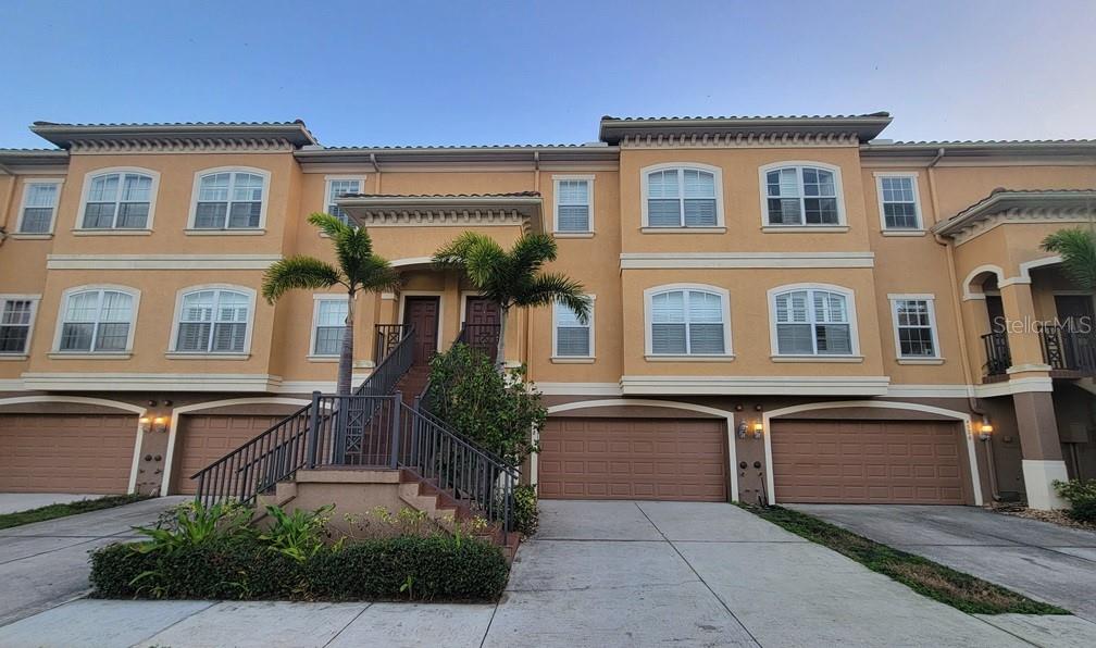 4528 Heron Lndg Property Photo