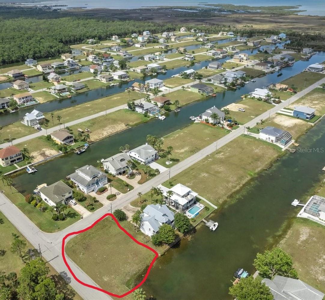 4065 SHEEPHEAD DR Property Photo 1