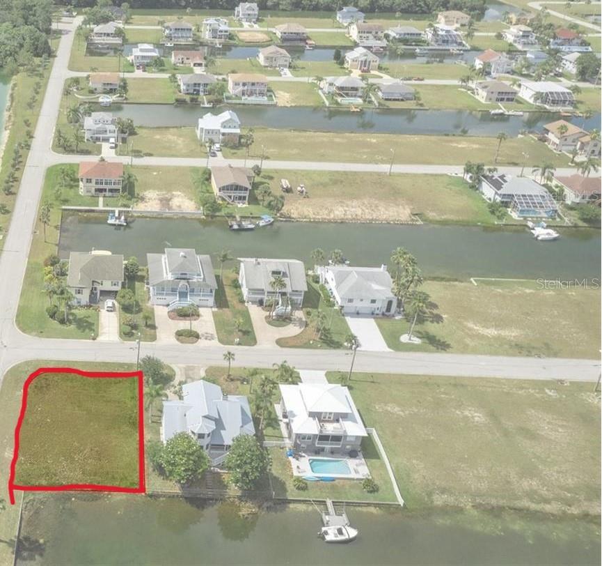 4065 Sheephead Dr Property Photo 3