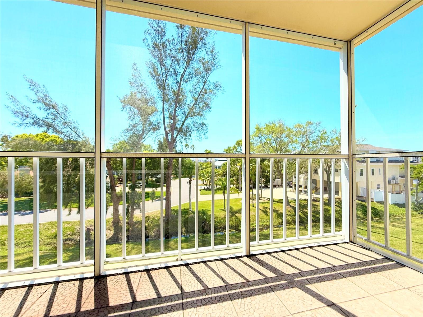 9000 Commodore Dr #302 Property Photo 19