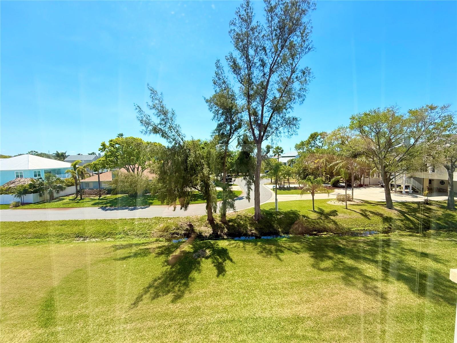 9000 Commodore Dr #302 Property Photo 20
