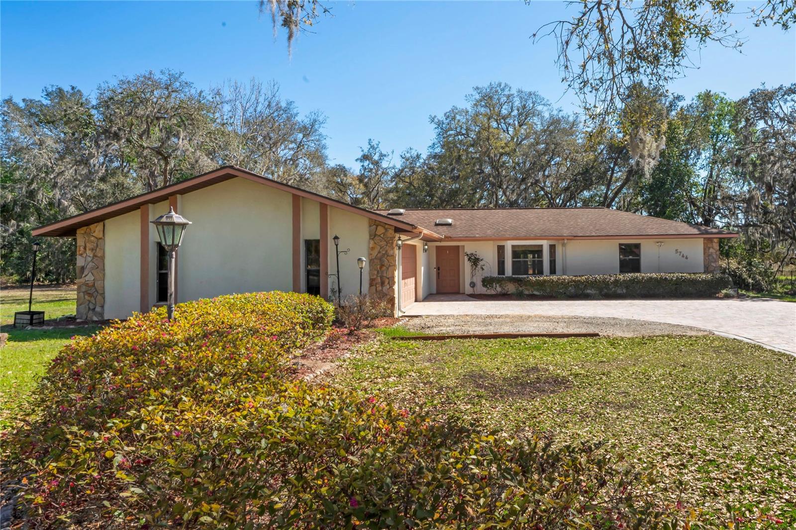 5744 E Jasmine Ln Property Photo