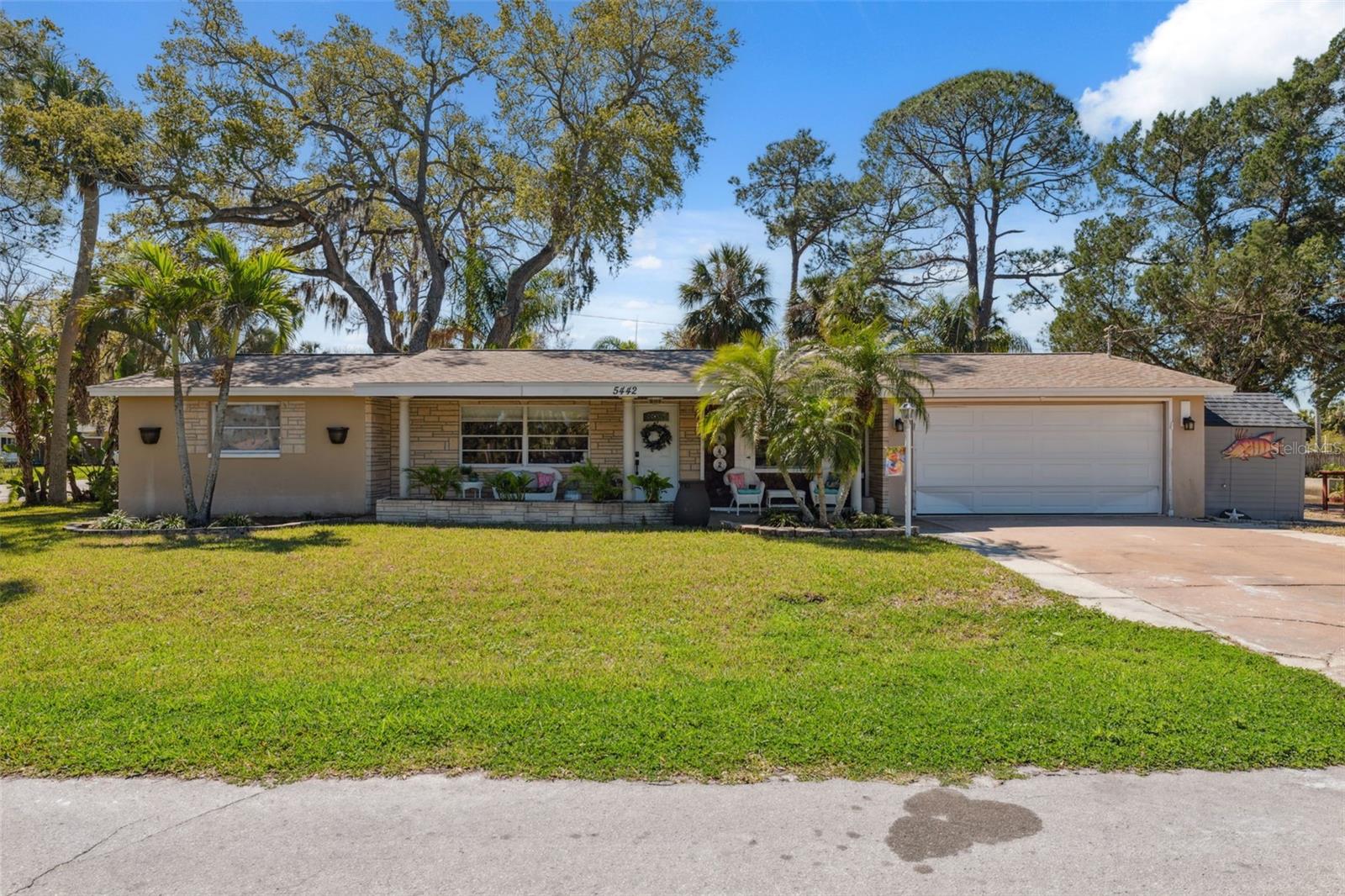 5442 Miles Blvd Property Photo