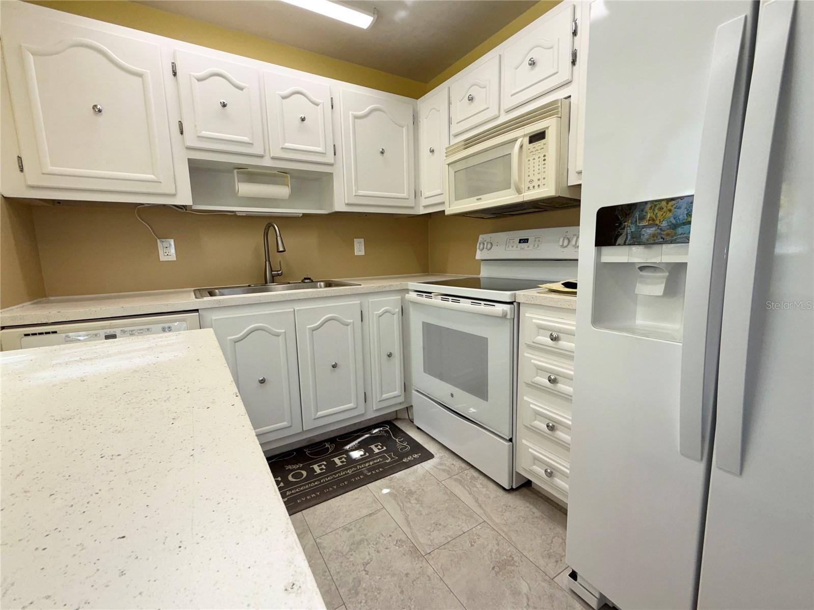 11817 Bayonet Ln Property Photo 3