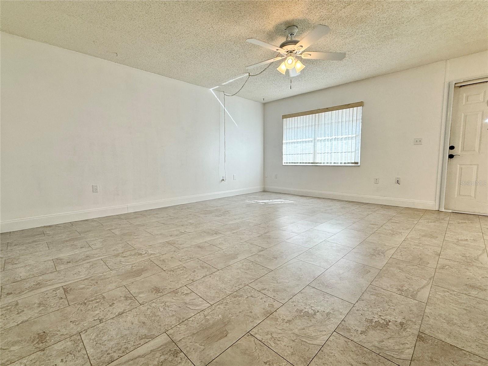 11817 Bayonet Ln Property Photo 6
