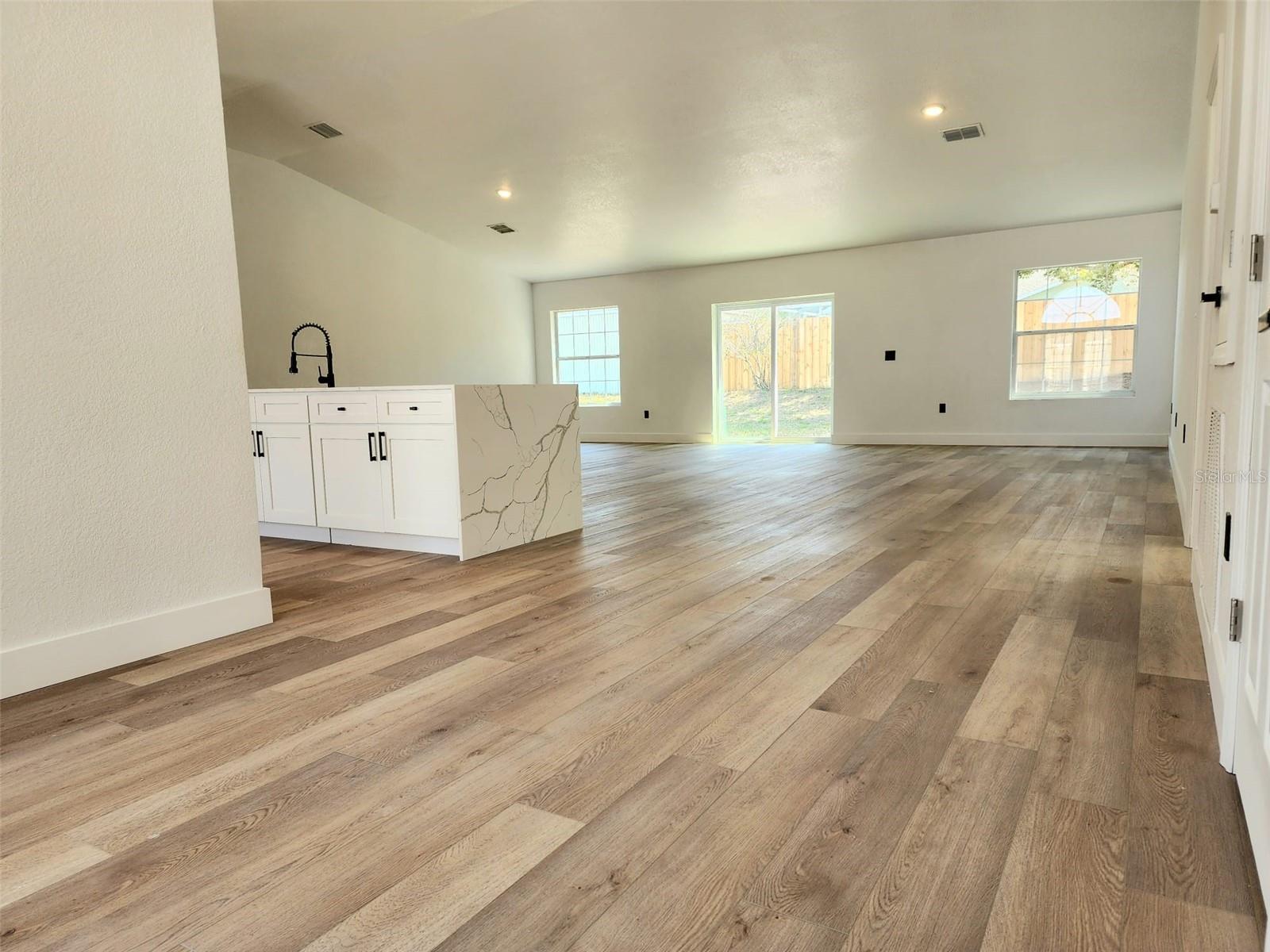 1032 Concert Ave Property Photo 4