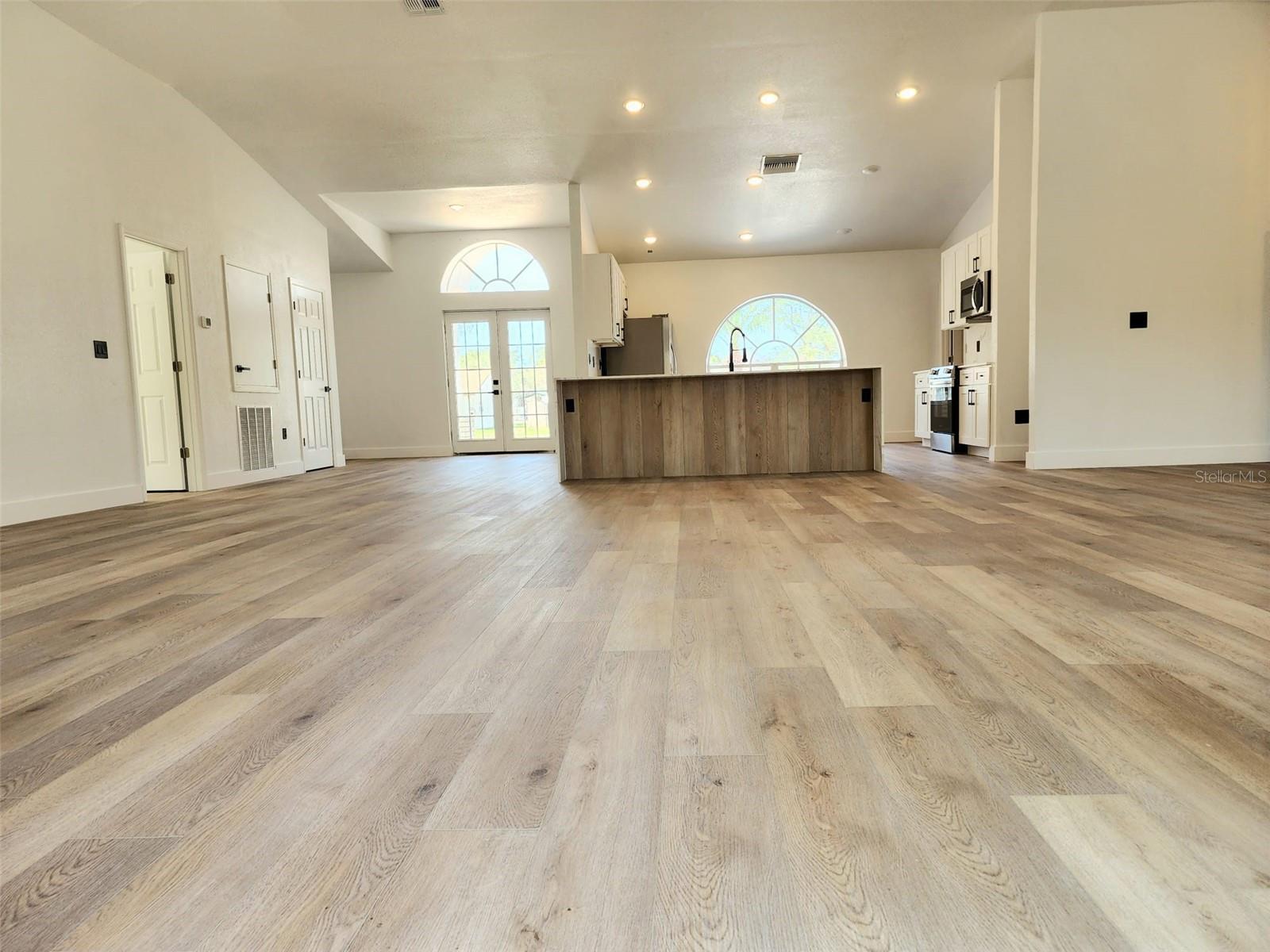 1032 Concert Ave Property Photo 19