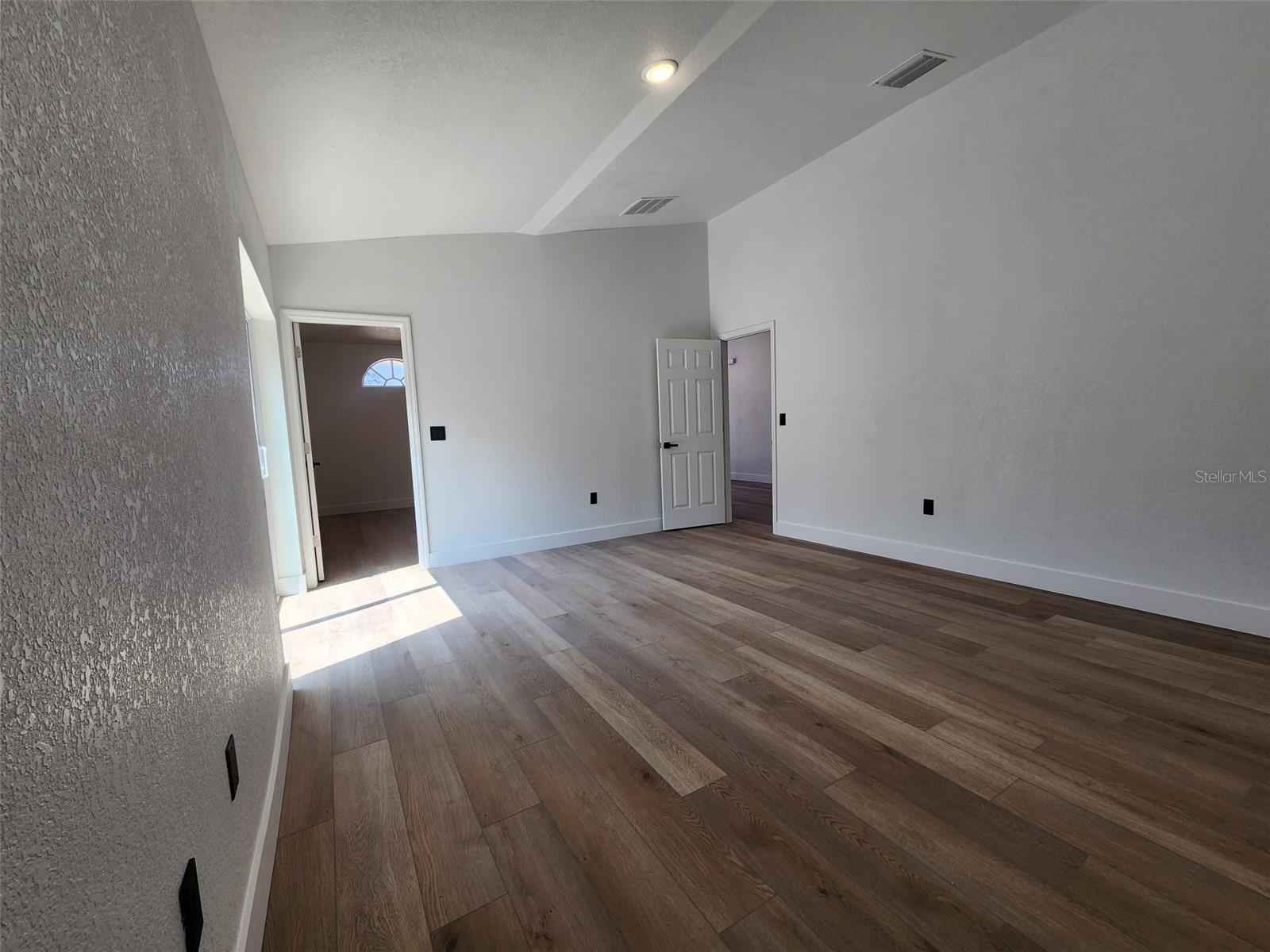 1032 Concert Ave Property Photo 30