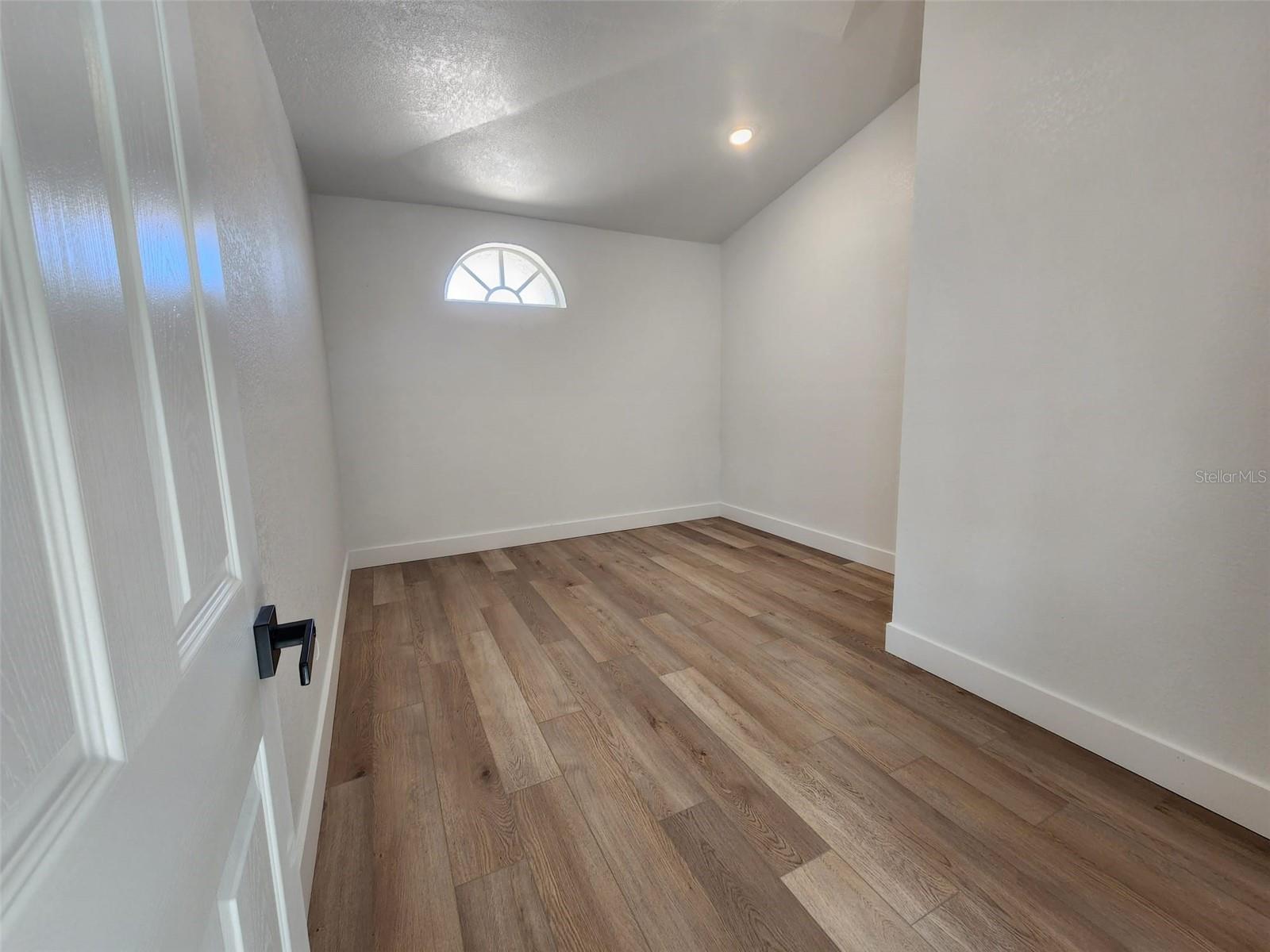 1032 Concert Ave Property Photo 32