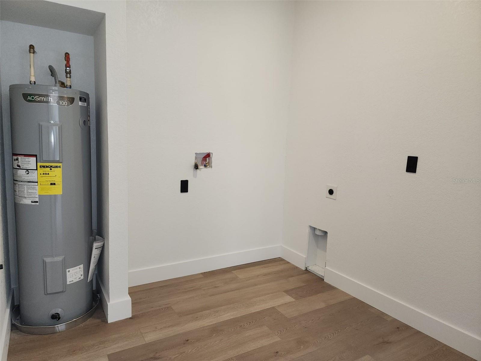 1032 Concert Ave Property Photo 38