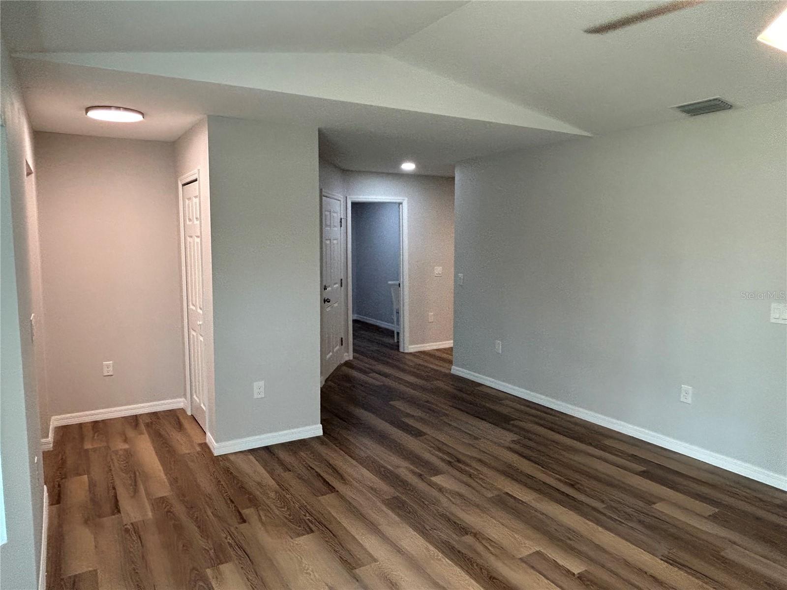 1713 Walden Ct Property Photo 13