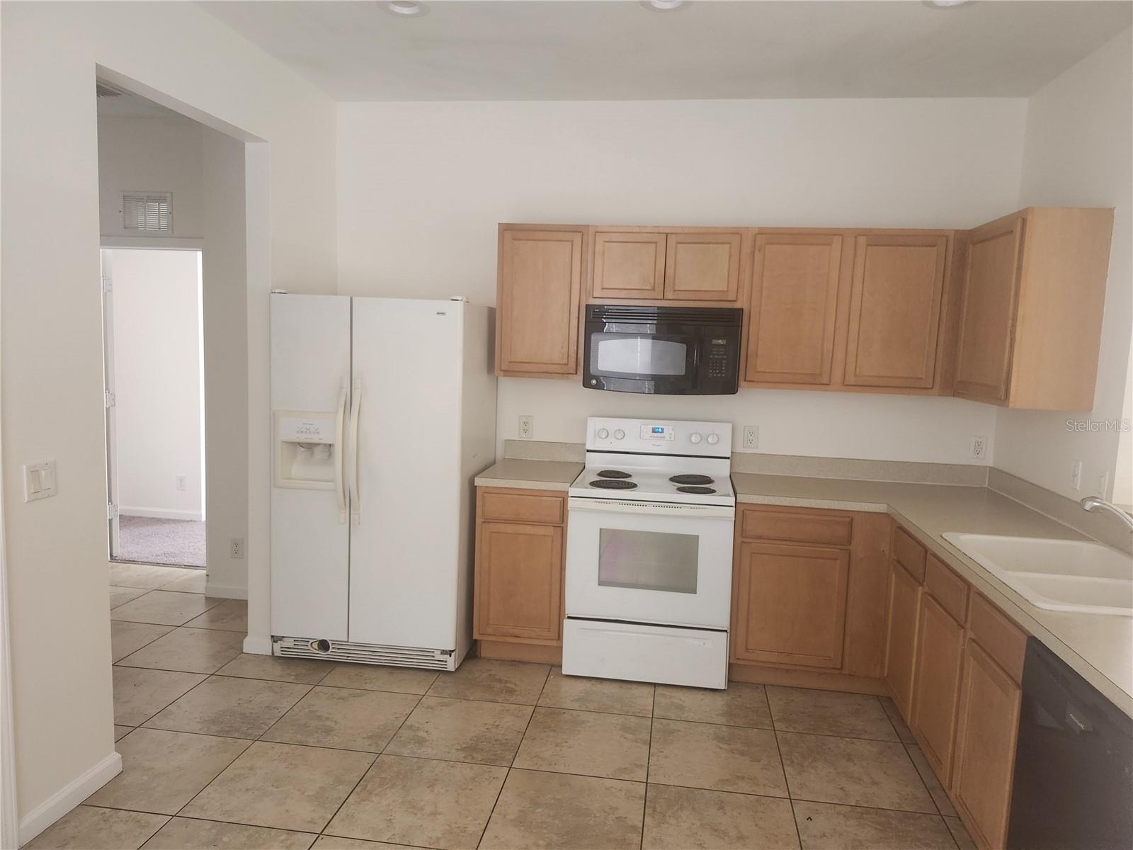 14656 Wake Robin Dr Property Photo 2
