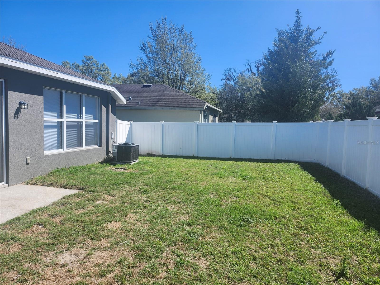 14656 Wake Robin Dr Property Photo 12