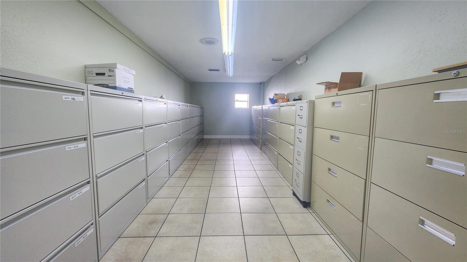 6802 Commerce Ave Property Photo 12