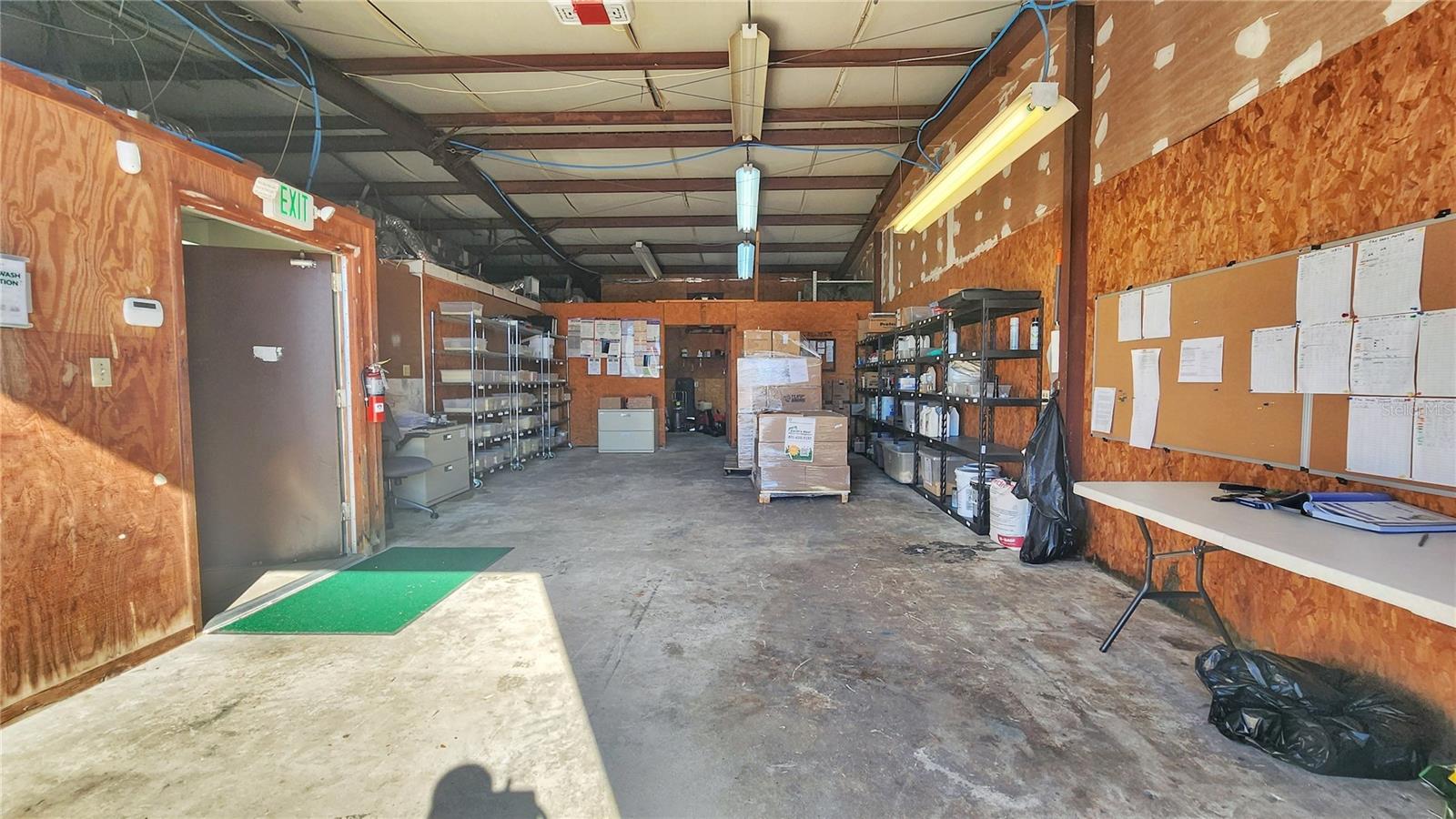 6802 Commerce Ave Property Photo 15