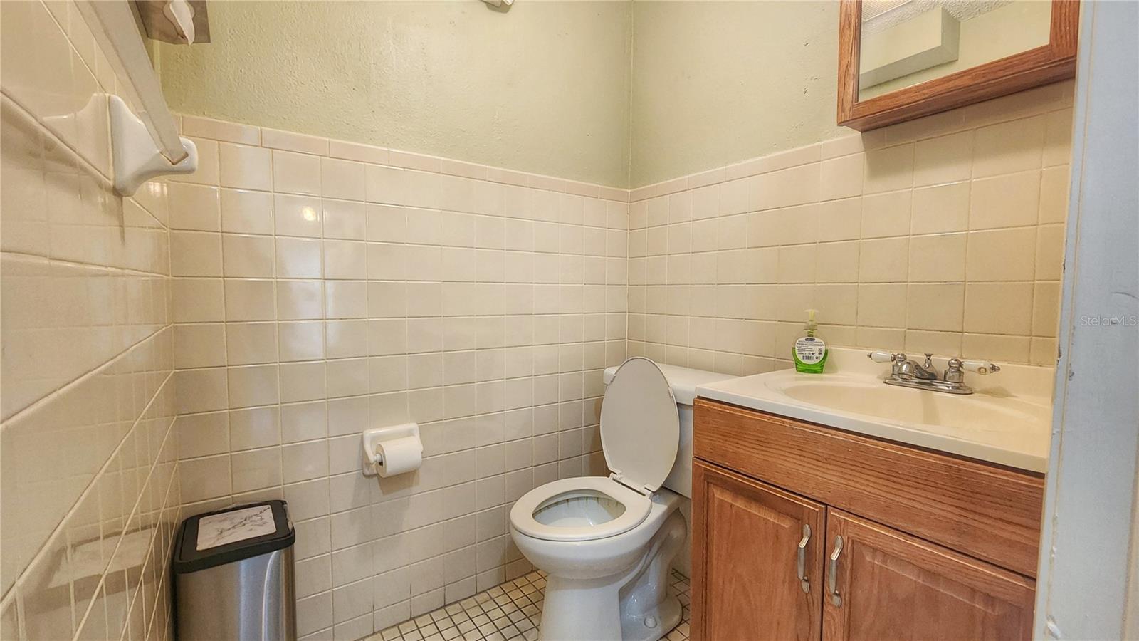 6802 Commerce Ave Property Photo 20