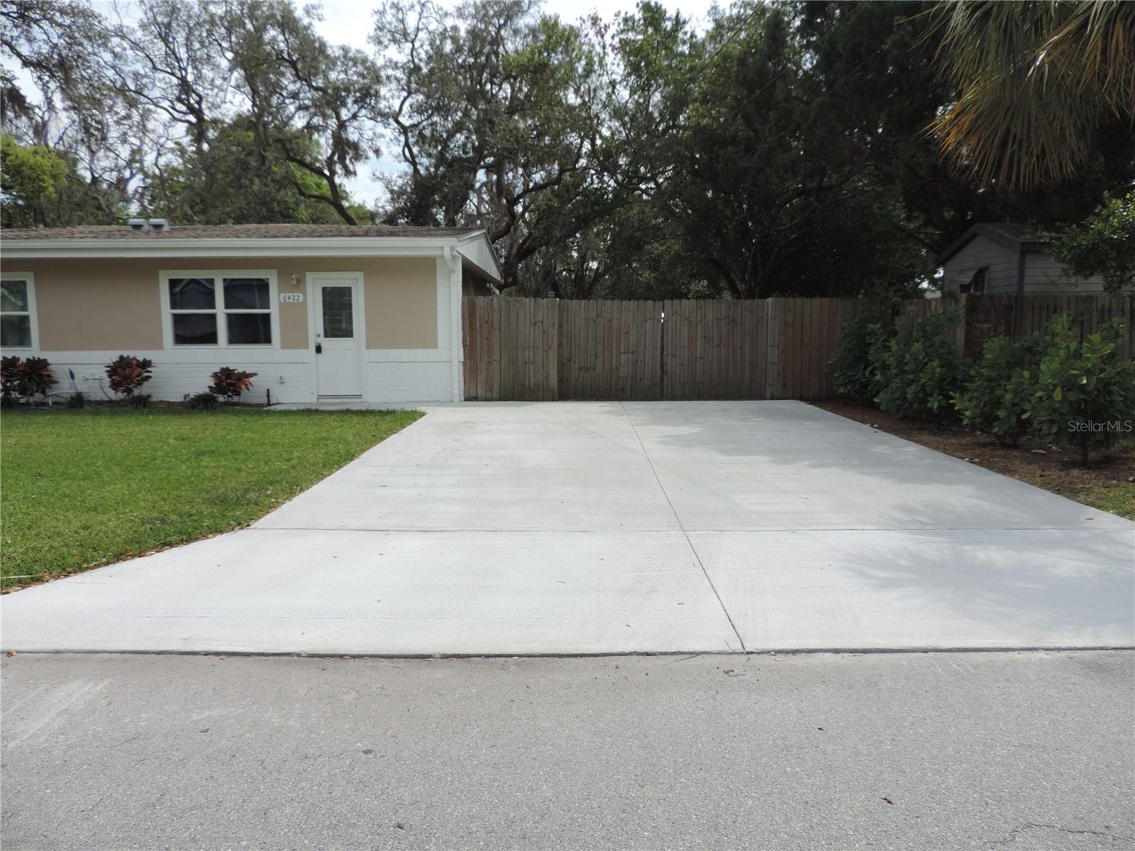 6422 Pennsylvania Ave Property Photo 1