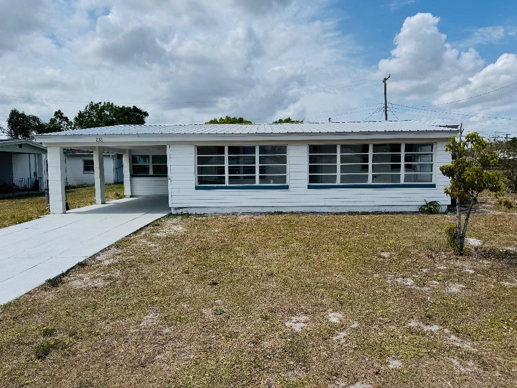 232 Thomas Ave Property Photo