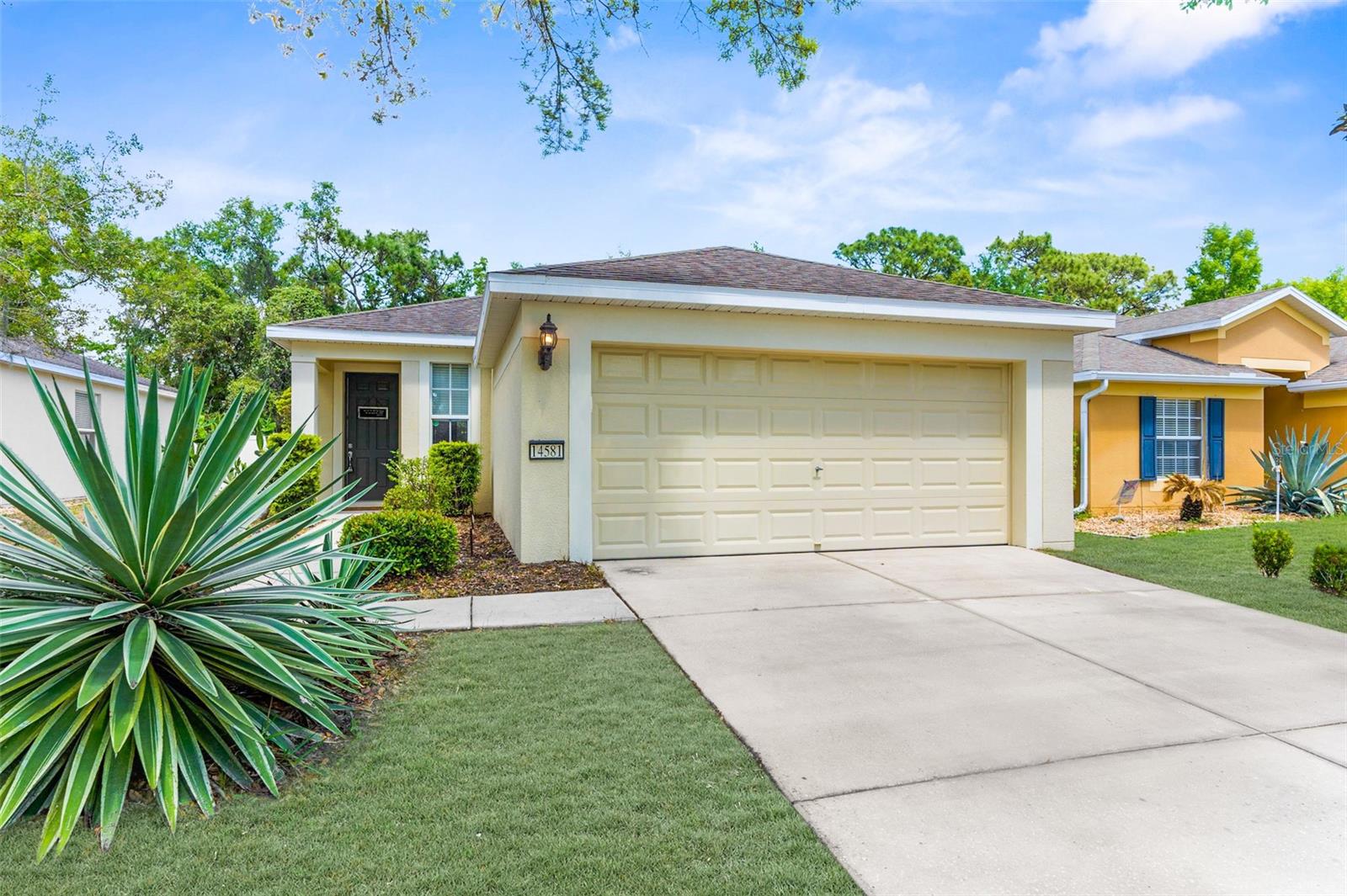 14581 Wake Robin Dr Property Photo 3