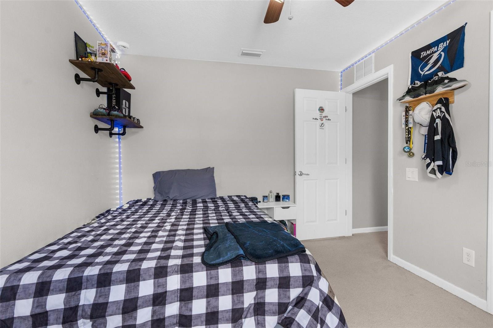 14581 Wake Robin Dr Property Photo 28