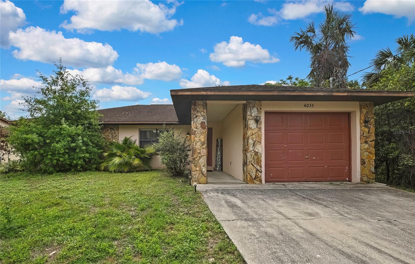 4055 N Little Hawk Pt Property Photo