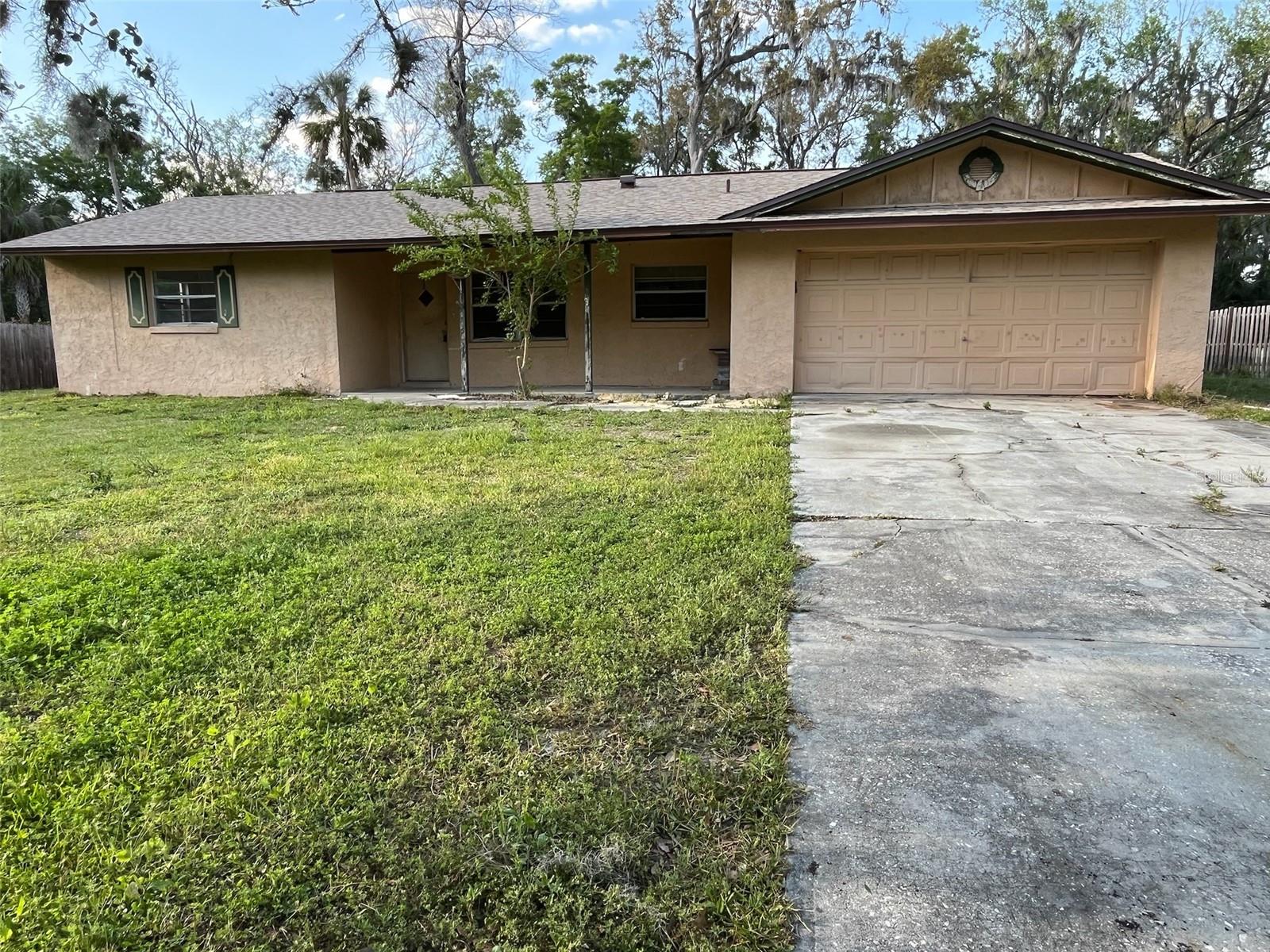 1561 Nw 21st St Property Photo
