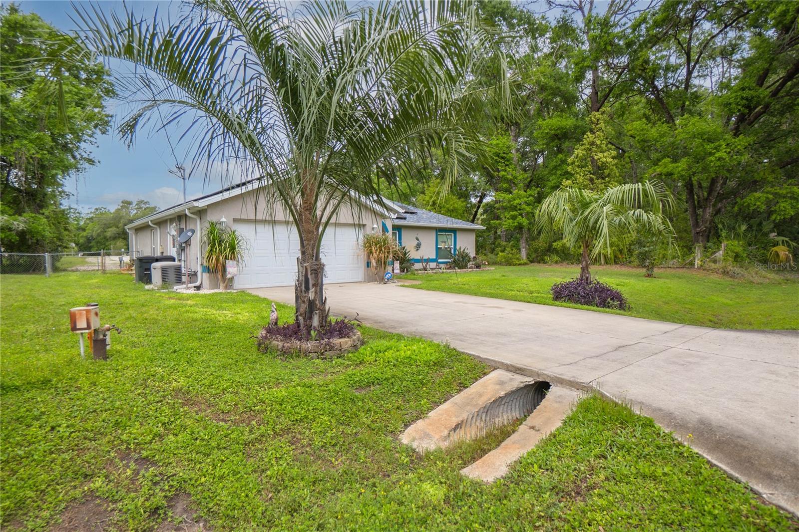 3956 S Fernpark Ter Property Photo 3