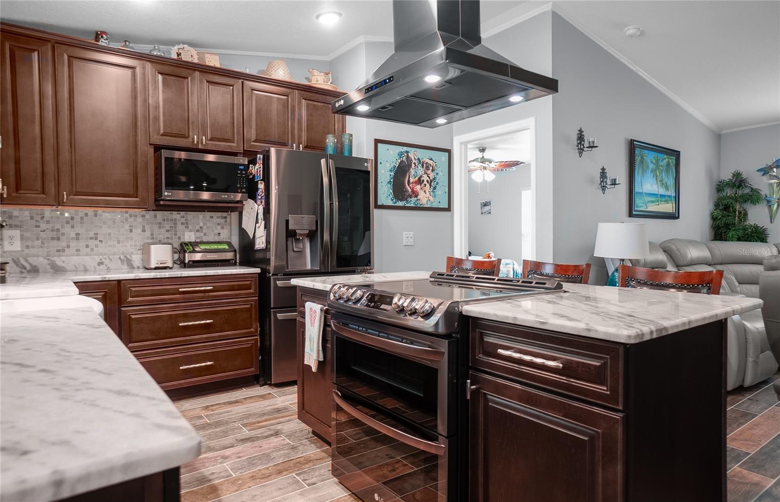 3956 S Fernpark Ter Property Photo 10