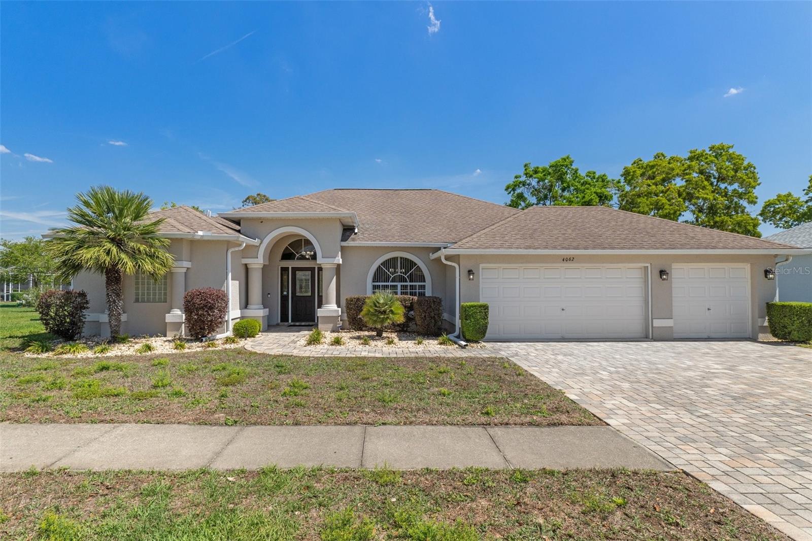 4062 St Ives Blvd Property Photo
