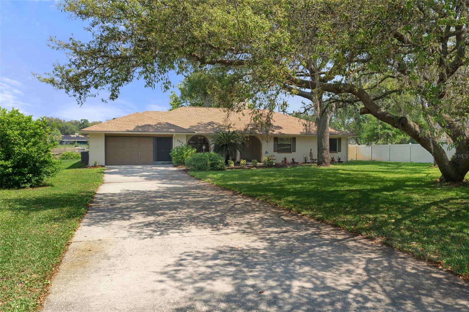2933 S Skyline Dr Property Photo