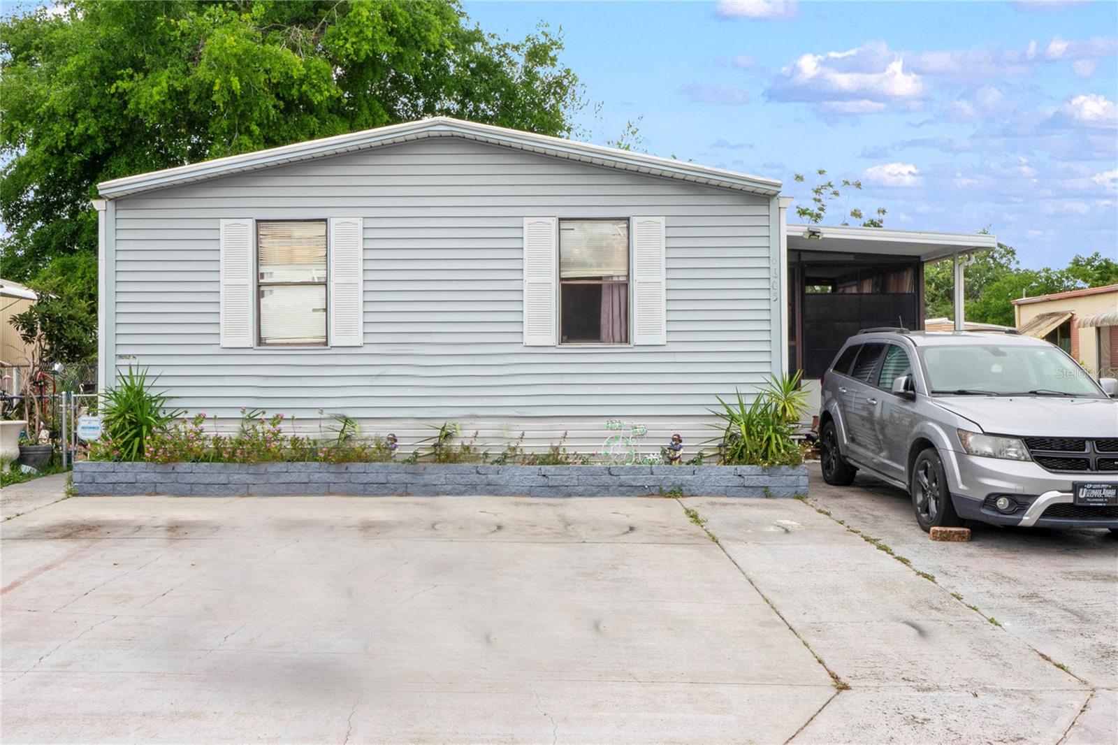 6605 Aberdeen Ave Property Photo