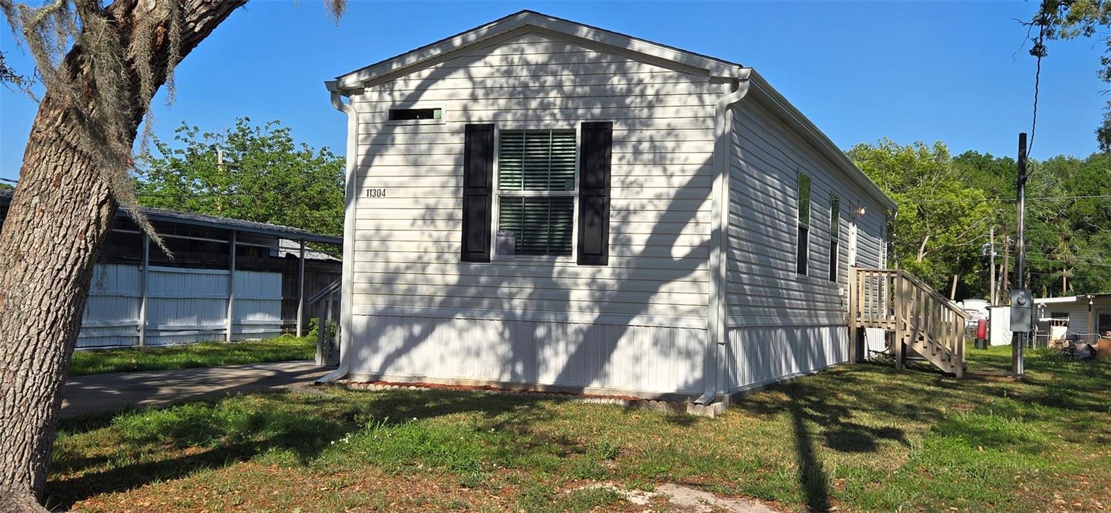11304 Altoona Ave Property Photo