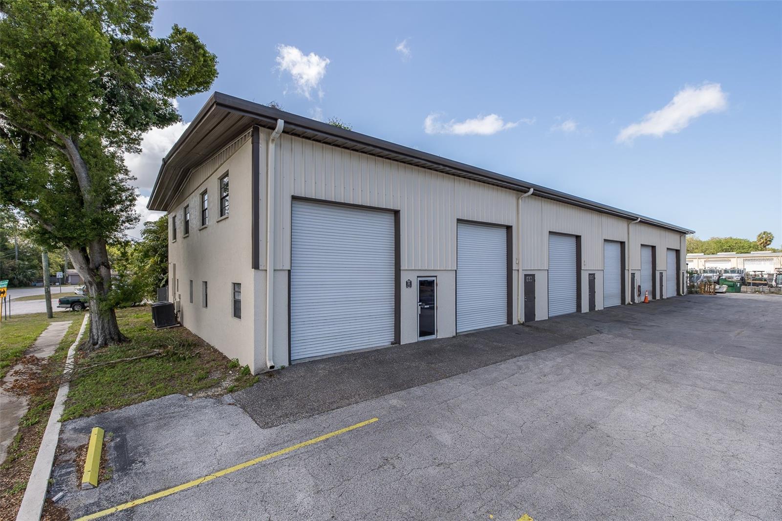 201 Tarpon Industrial Dr #3 Property Photo 2
