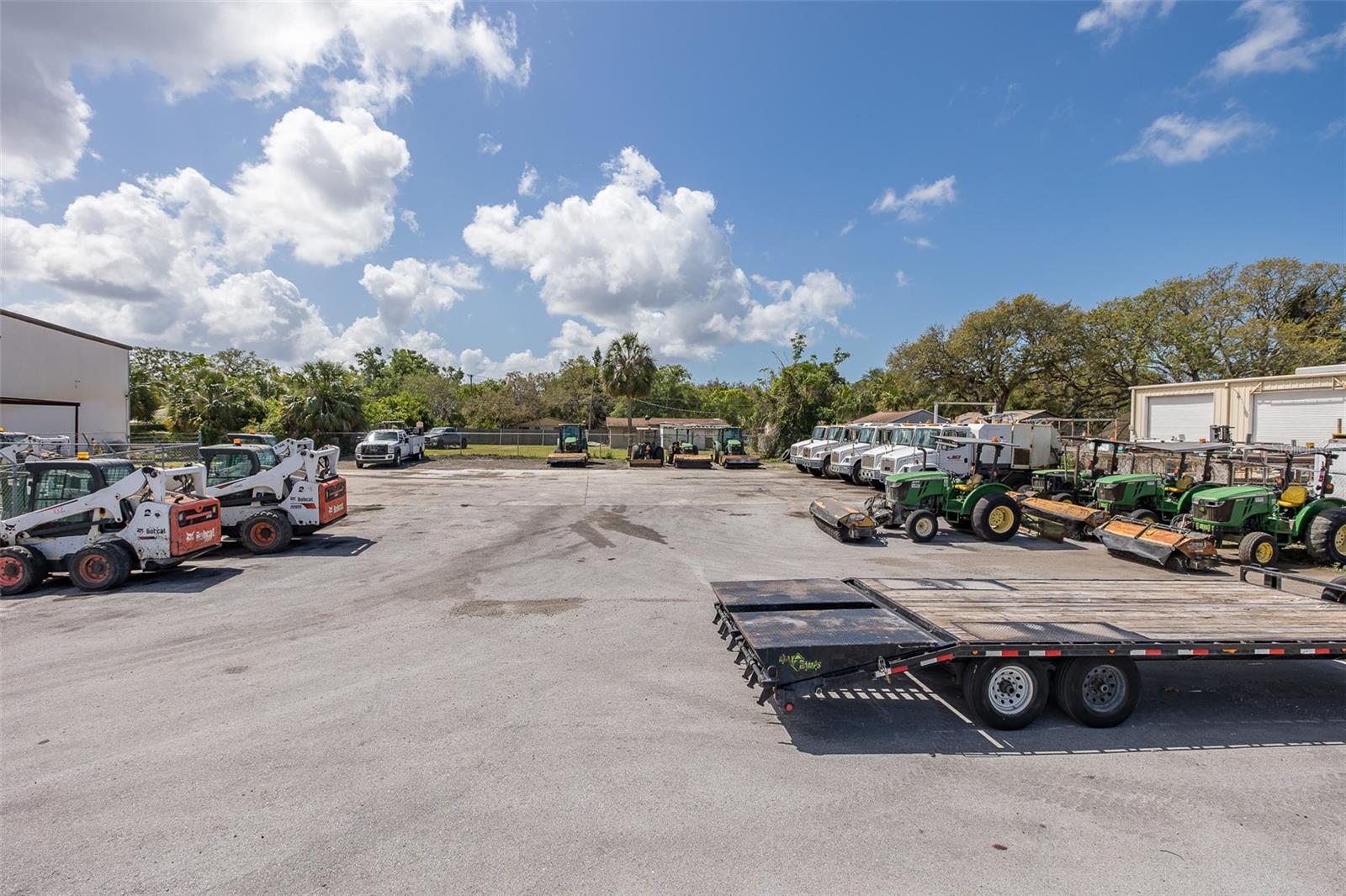 201 Tarpon Industrial Dr #3 Property Photo 4