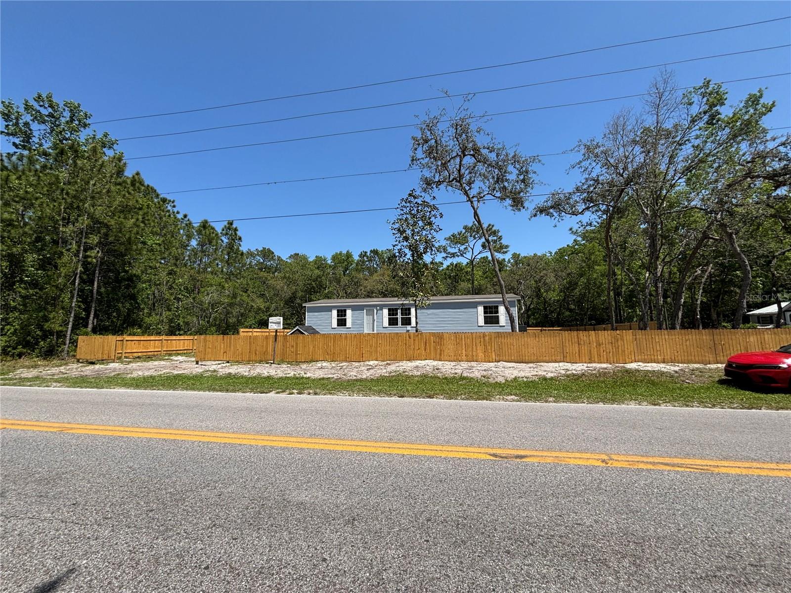 11444 Lake Dr Property Photo 5