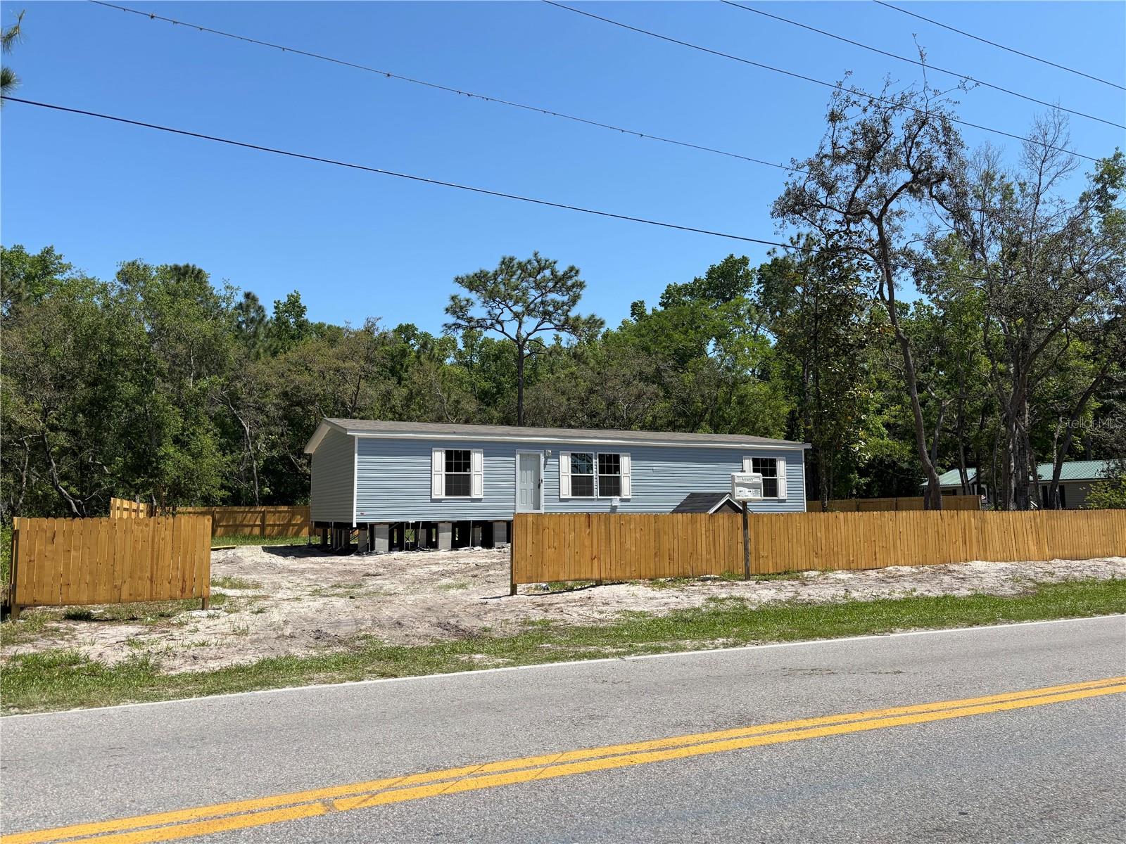 11444 Lake Dr Property Photo 8