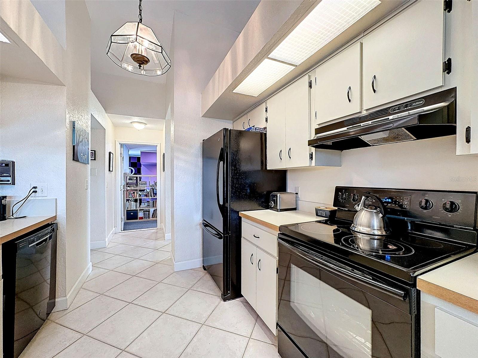 8032 Spring Hill Dr Property Photo 16