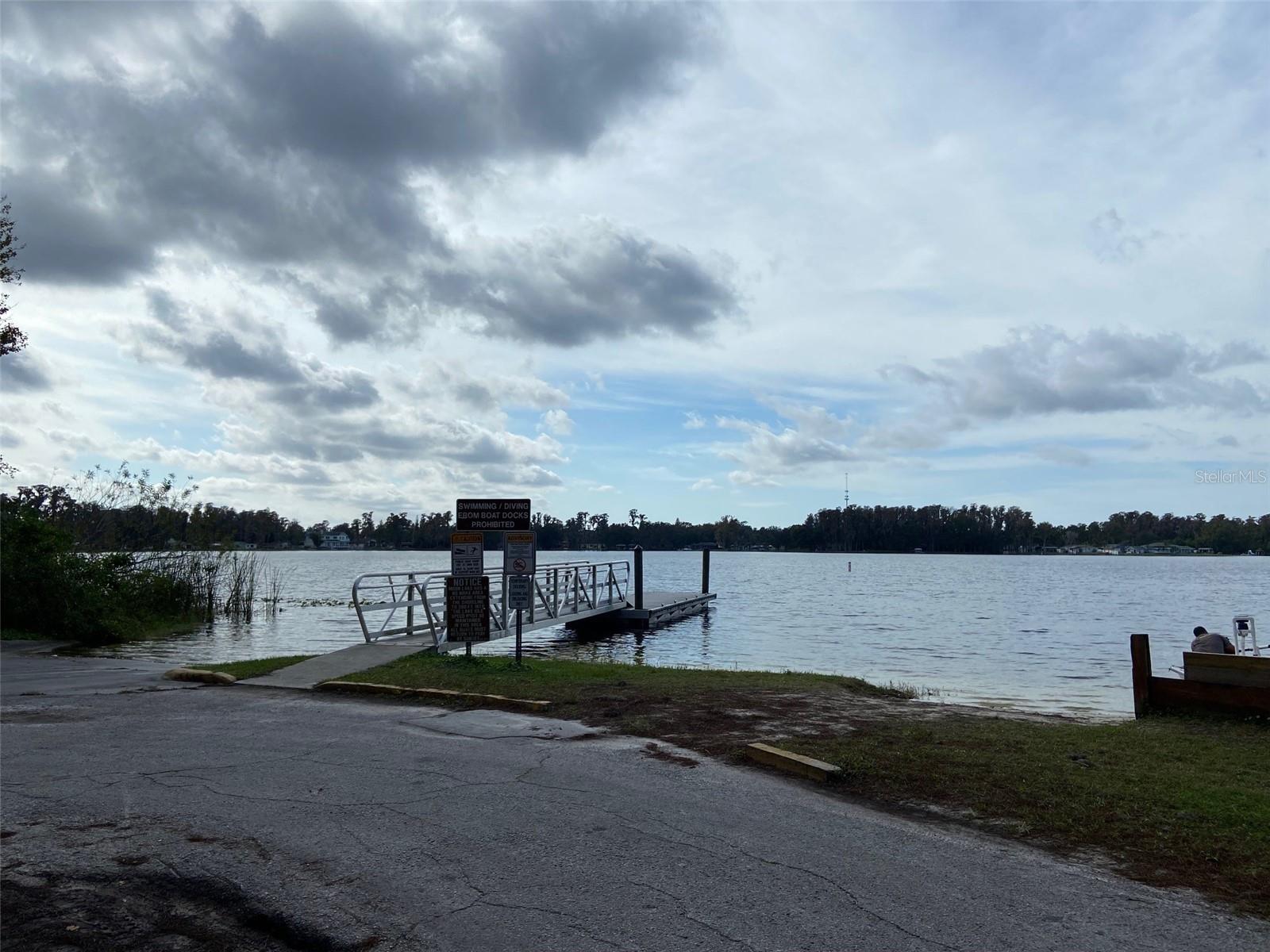 11444 Lake Dr Property Photo 23