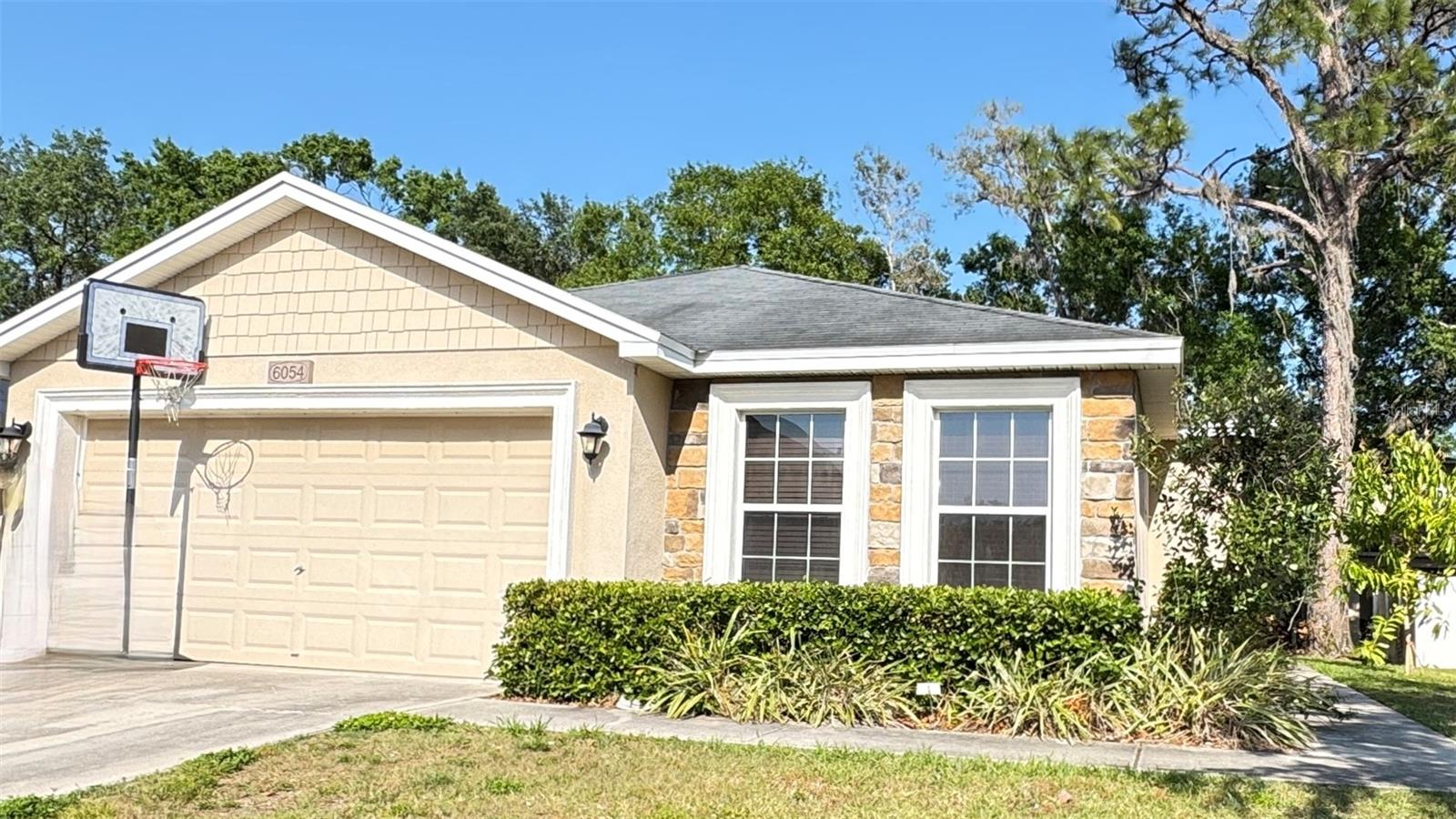6054 Merrifield Dr Property Photo