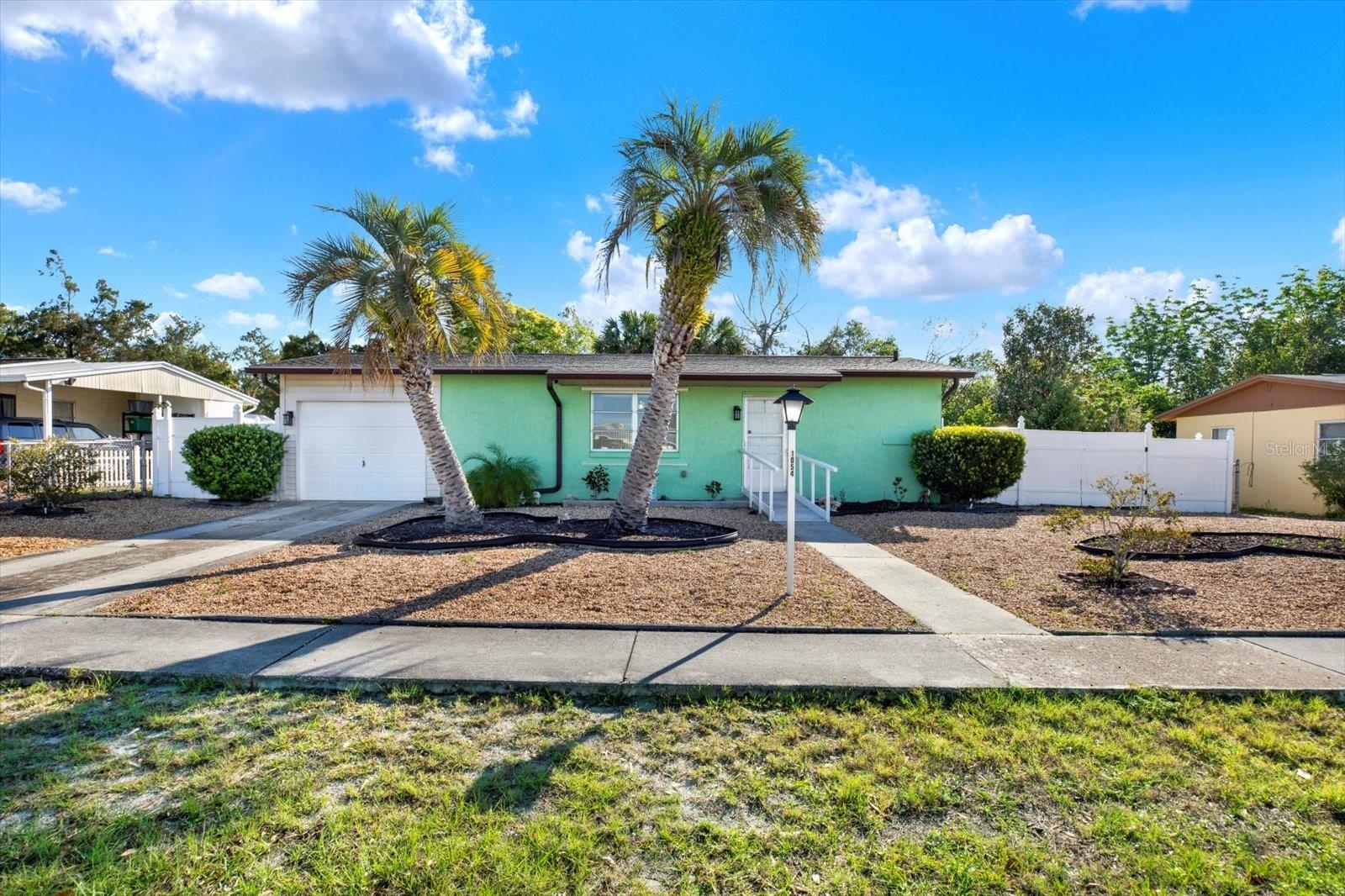 1054 Embassy Ave Property Photo
